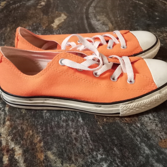 Converse - Picture 6 of 7